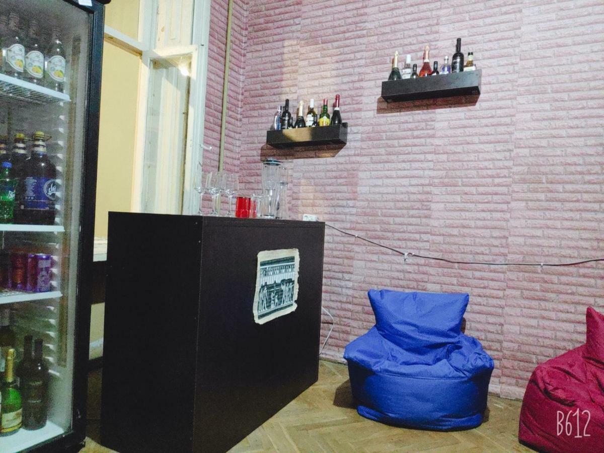 Amoun Hostel Тбилиси Екстериор снимка
