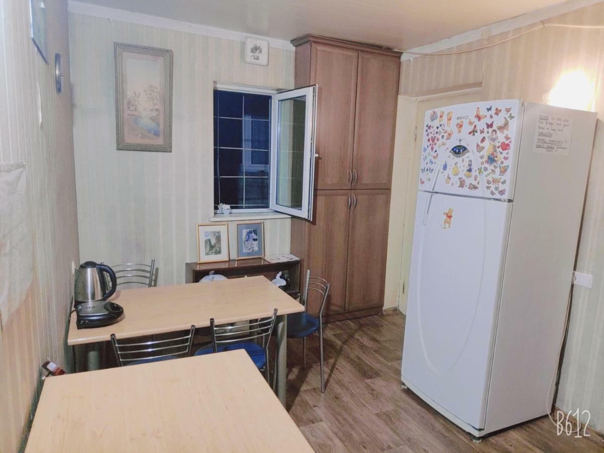 Amoun Hostel Тбилиси Екстериор снимка