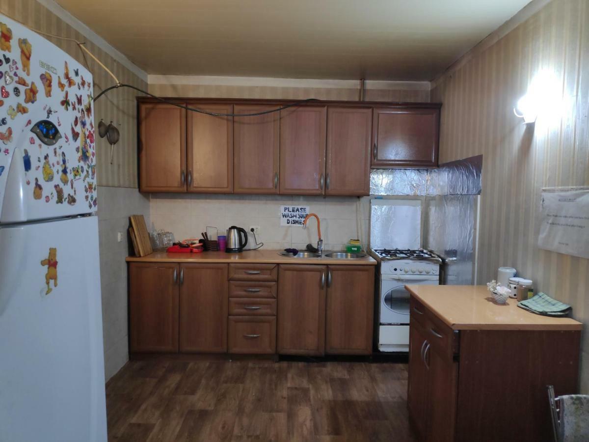 Amoun Hostel Тбилиси Екстериор снимка